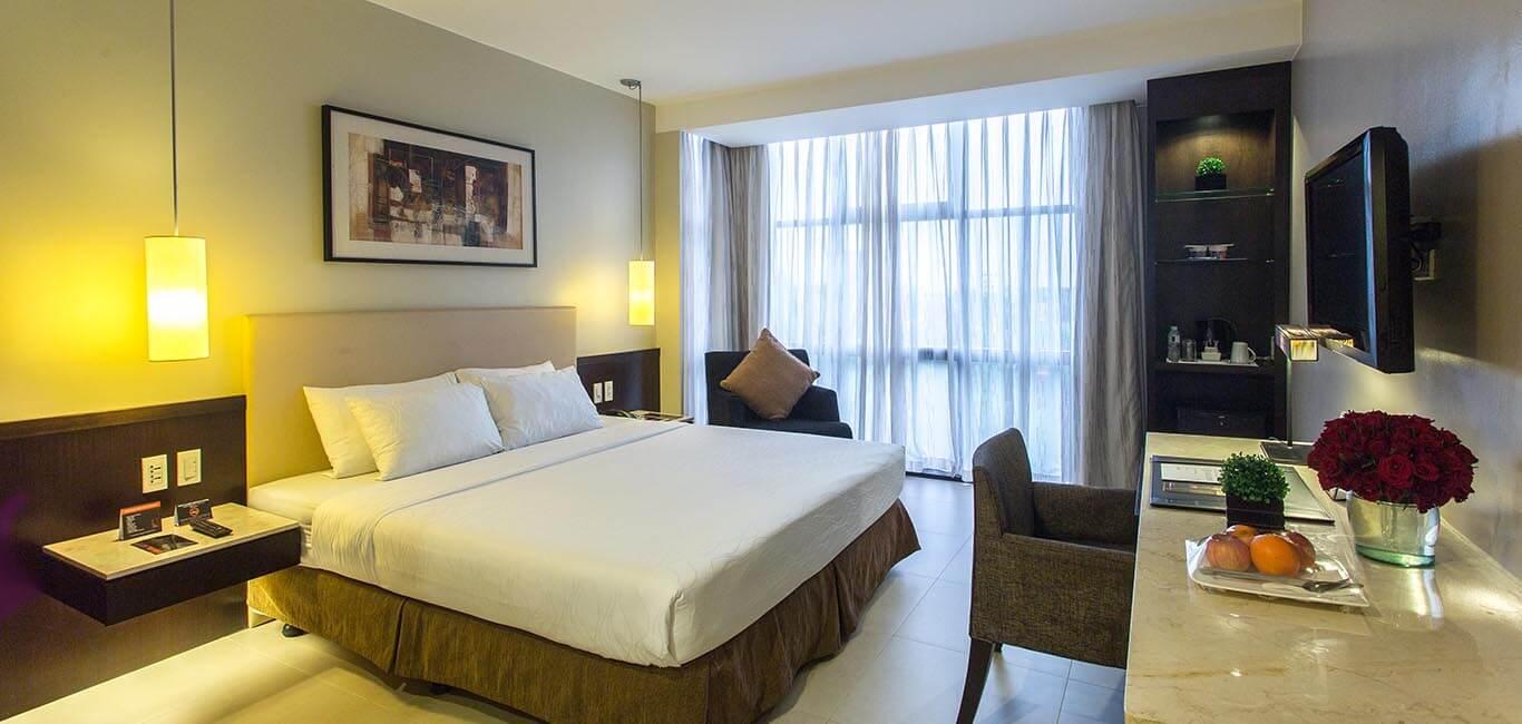 The B Hotel Alabang Muntinlupa City Exterior photo