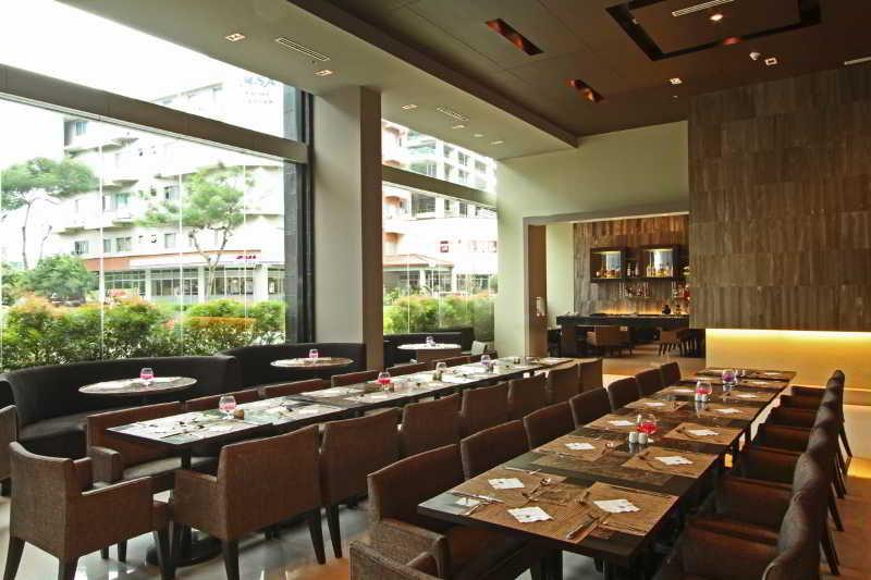 The B Hotel Alabang Muntinlupa City Exterior photo