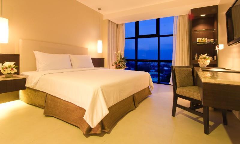 The B Hotel Alabang Muntinlupa City Exterior photo
