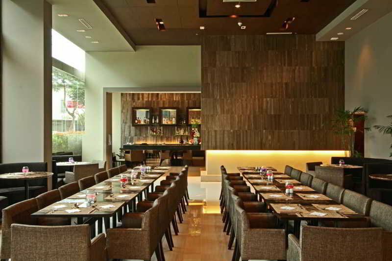 The B Hotel Alabang Muntinlupa City Exterior photo