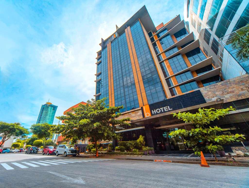 The B Hotel Alabang Muntinlupa City Exterior photo