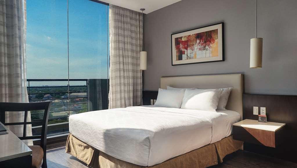 The B Hotel Alabang Muntinlupa City Room photo