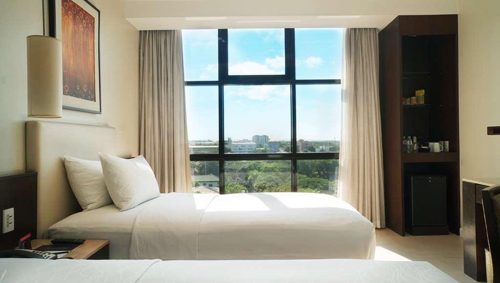 The B Hotel Alabang Muntinlupa City Room photo